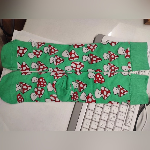 Polo by RL Easter Rabbit Playful Flirtatious Easter Message Socks - Picture 3 of 16